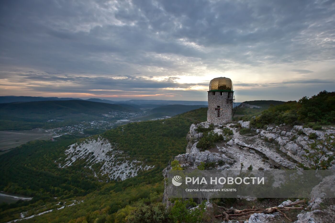 Пещерный монастырь Шулдан в Крыму