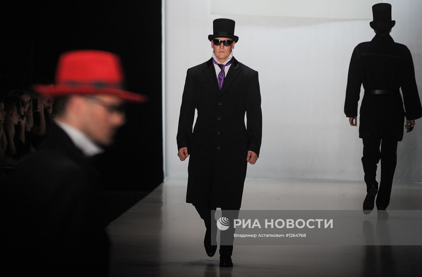 Показ Slava Zaitsev в рамках Mercedes-Benz Fashion Week Russia