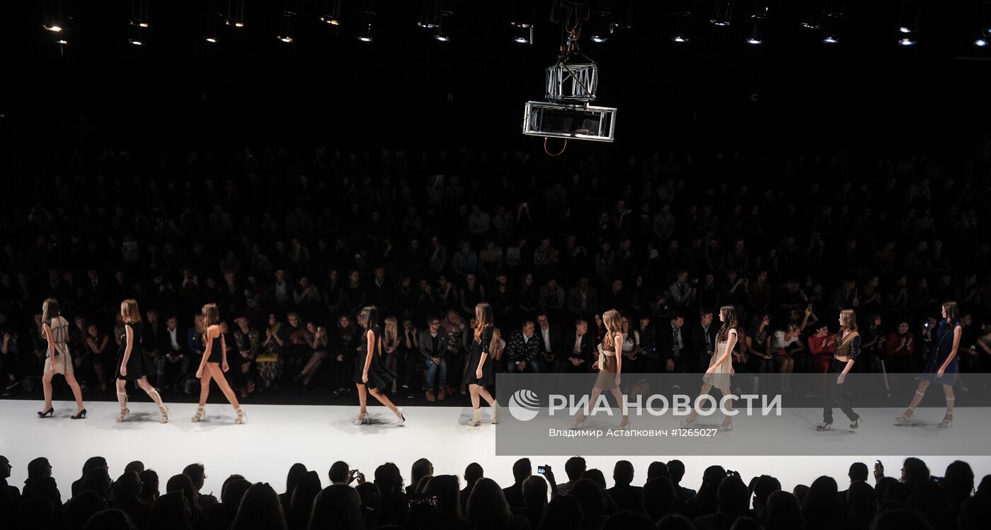 Показ Dasha Gauser в рамках Mercedes-Benz Fashion Week Russia