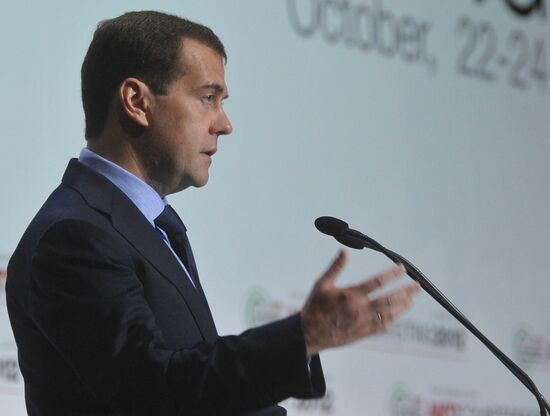 Д.Медведев на международном форуме "Антиконтрафакт-2012"