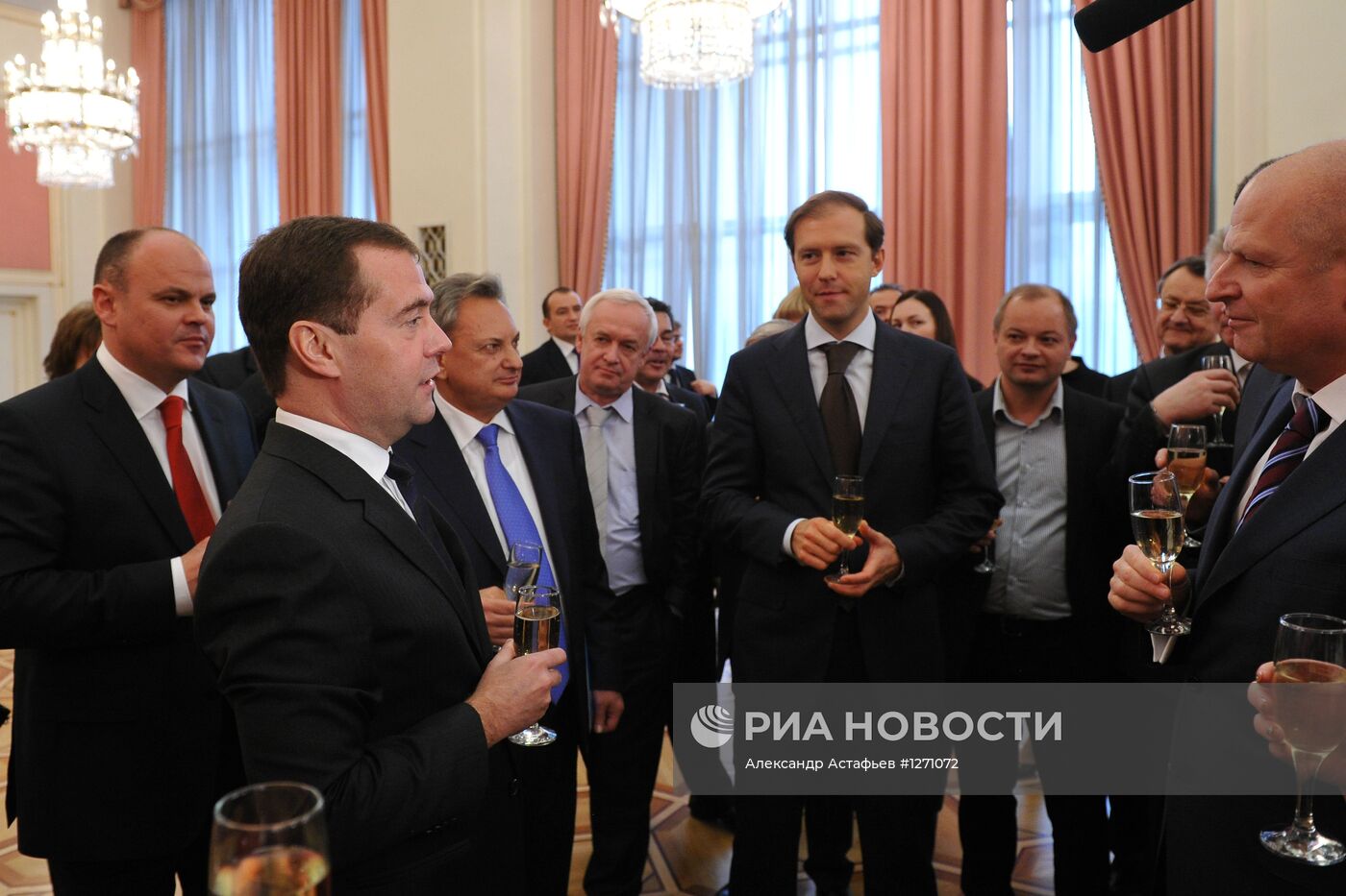 Д.Медведев вручил правительственную премию в области качества