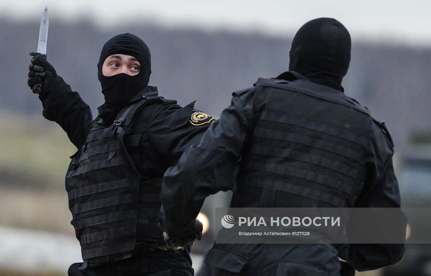 Демонстрация техники в рамках выставки "Интерполитех-2012"