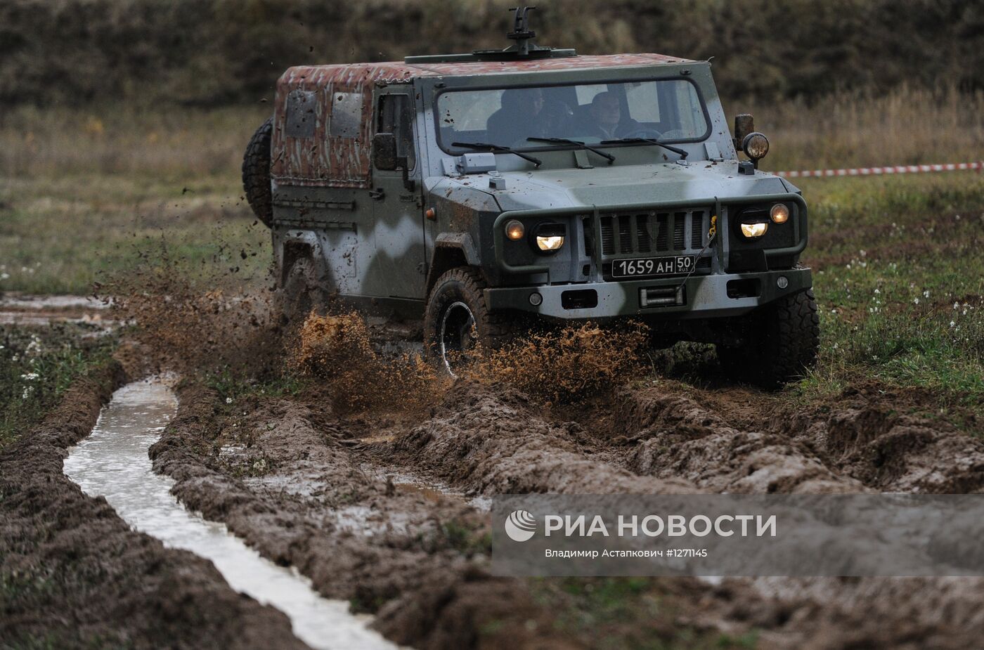 Демонстрация техники в рамках выставки "Интерполитех-2012"