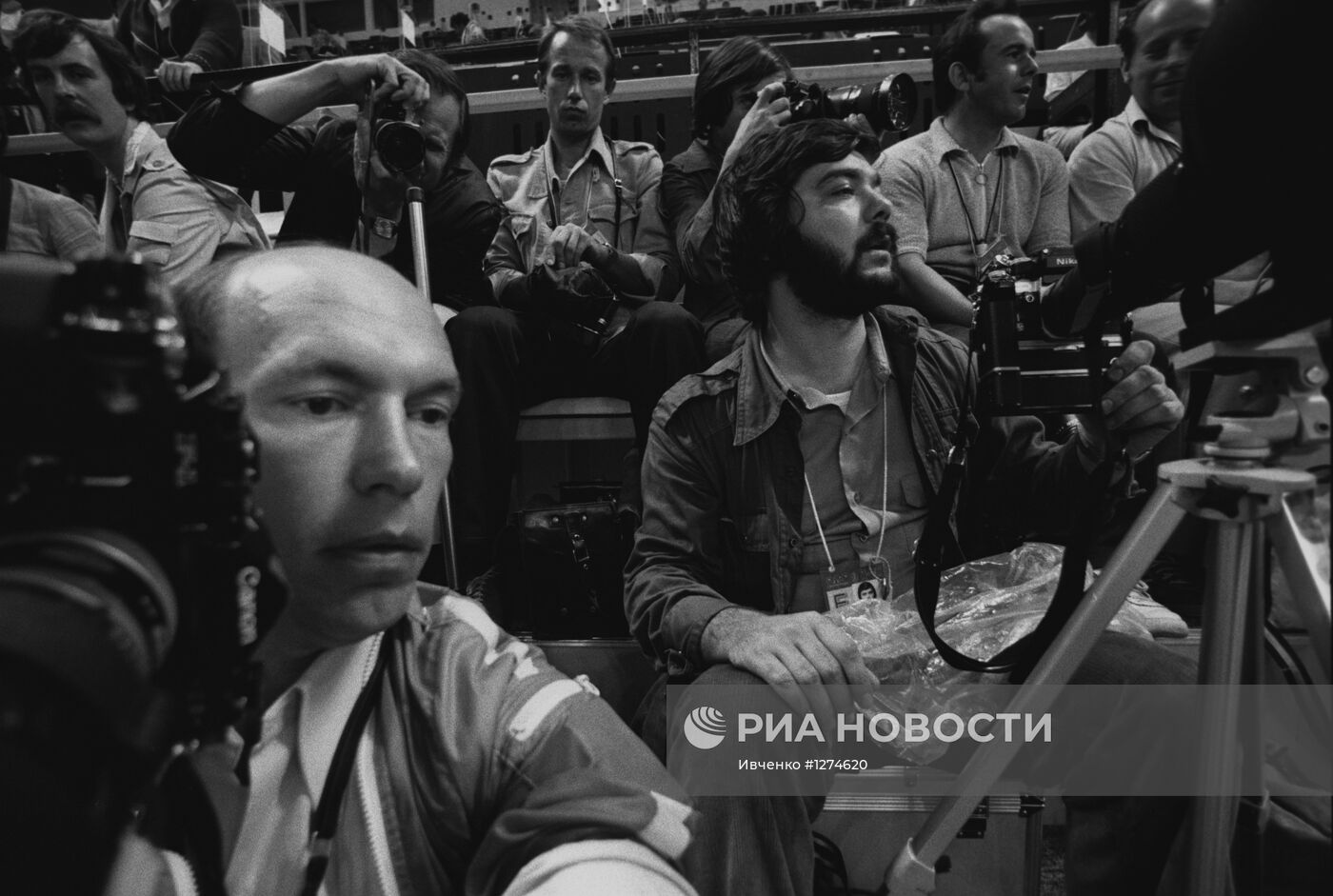 Фотокорреспонденты Павел Ивченко и Владимир Вяткин