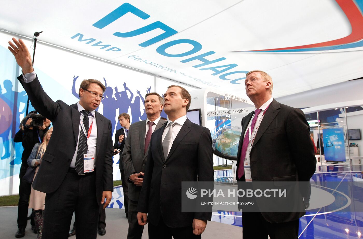 Д.Медведев на открытии форума "Открытые инновации" в Москве