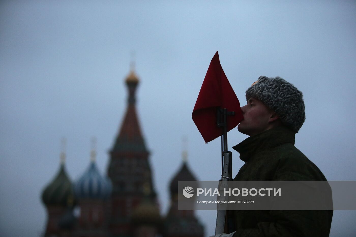 Репетиция марша в честь годовщины парада 1941 года