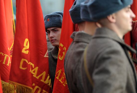 Генеральная репетиция марша в честь годовщины парада 1941 года