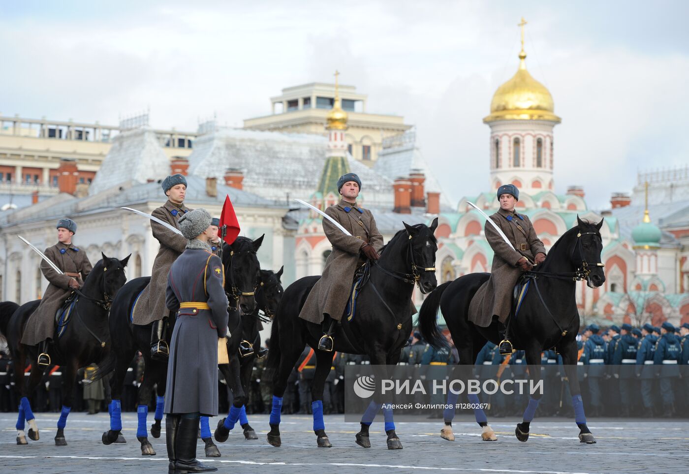 Генеральная репетиция марша в честь годовщины парада 1941 года