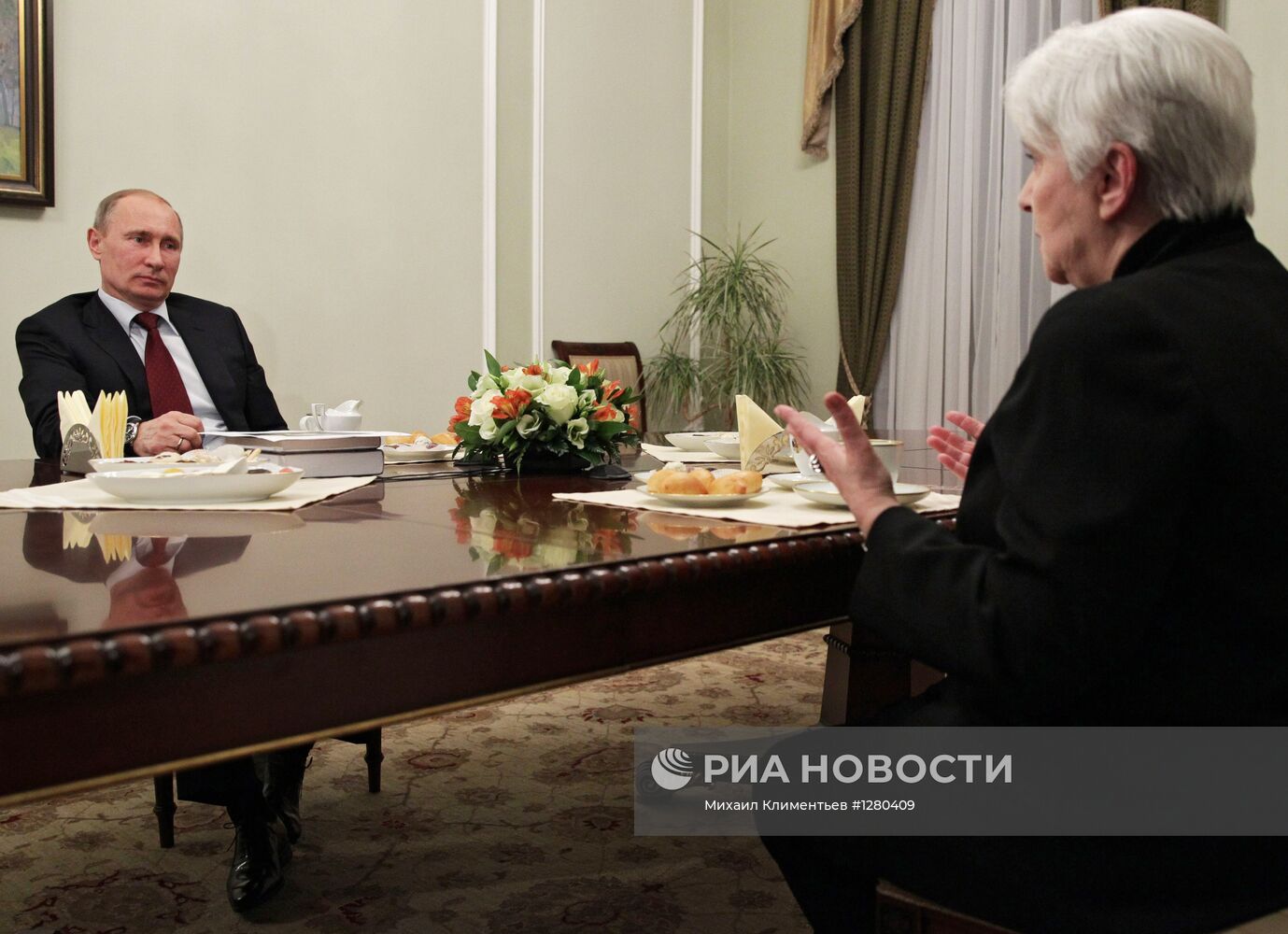 В.Путин встретился с Н.Солженицыной