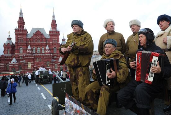 Торжественный марш, посвященный 71-й годовщине Парада 1941 года