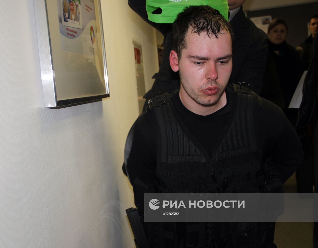 Юрист Д.Виноградов, устроивший стрельбу на складе, задержан