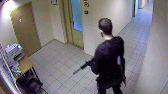 Юрист Д.Виноградов, устроивший стрельбу на складе, задержан