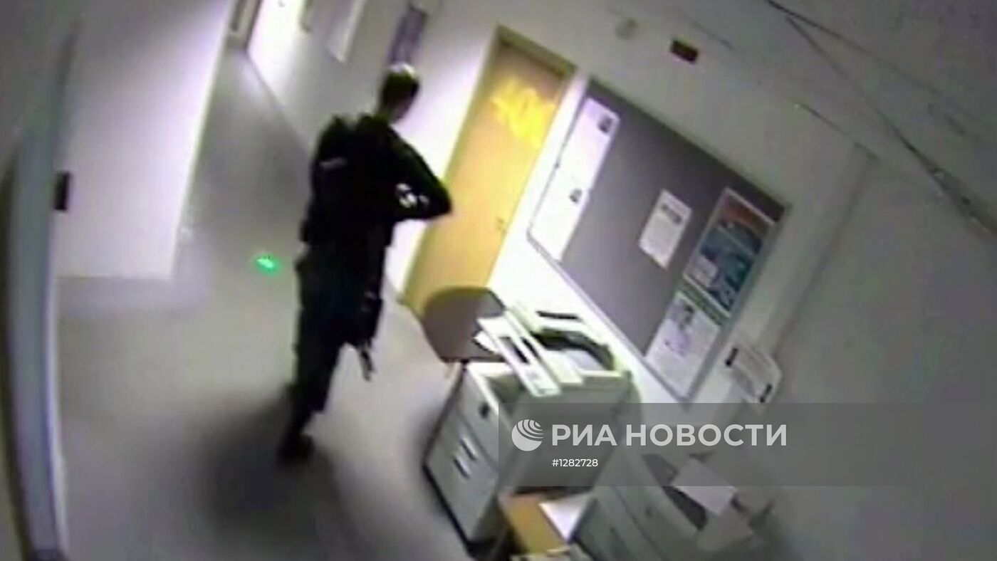 Юрист Д.Виноградов, устроивший стрельбу на складе, задержан