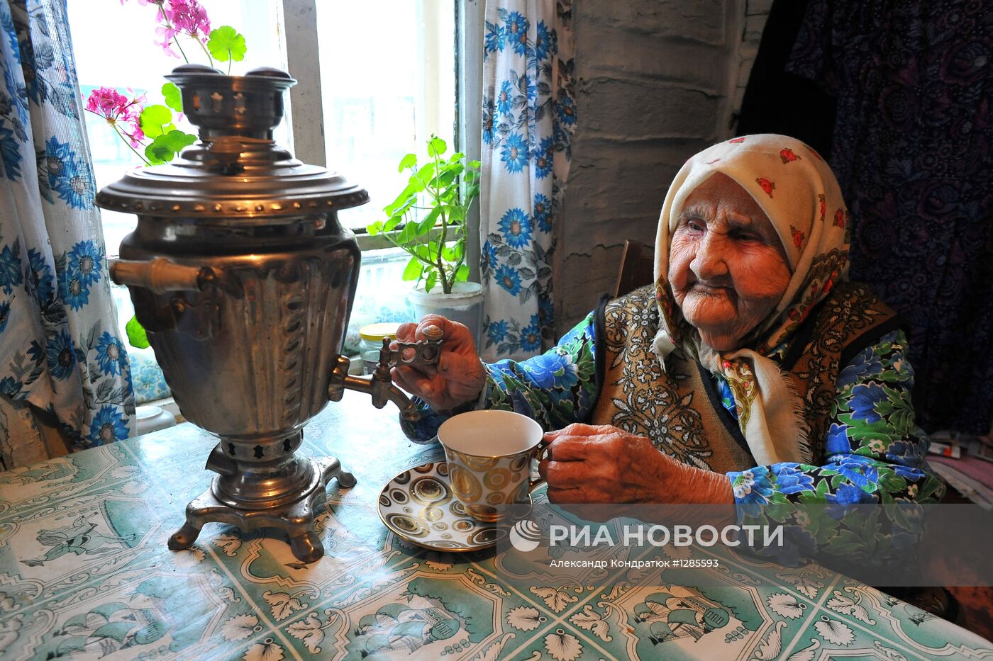 Сельская жизнь в деревне Караболка Челябинской области
