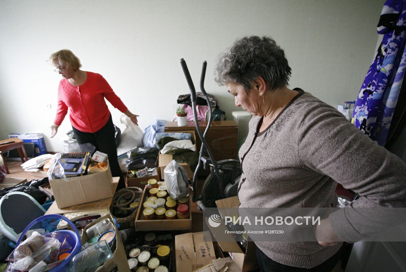 Заселение пострадавших от наводнения в Крымске в новые дома