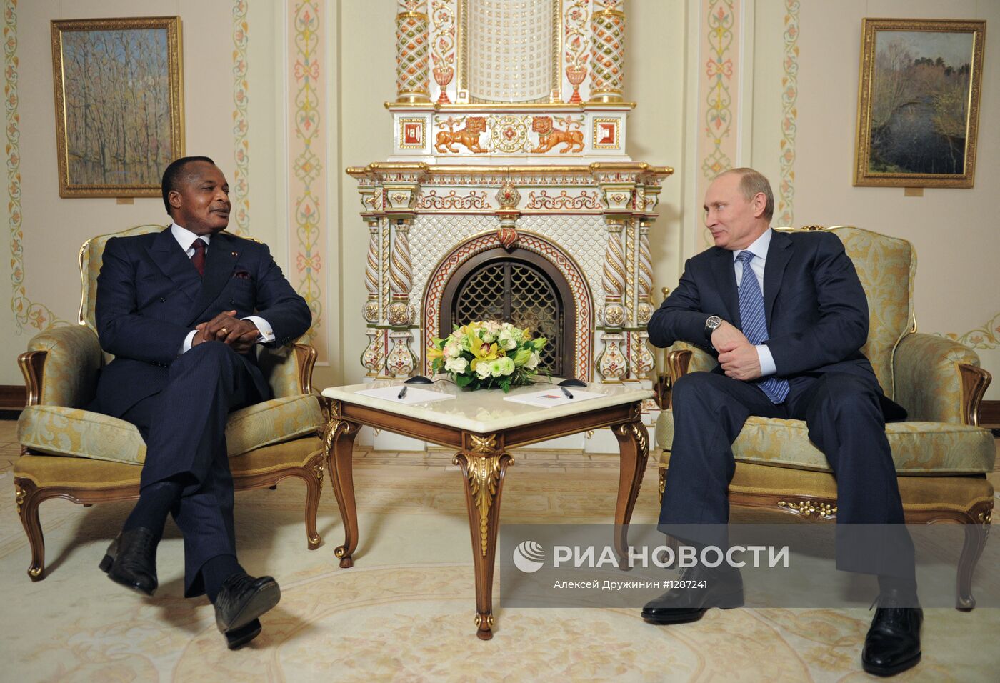 В.Путин встретился с Д.Сассу-Нгессо