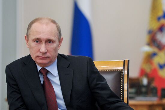 В.Путин провел совещание по вопросам развития пенсионной системы