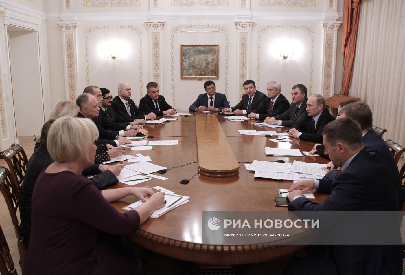В.Путин на встрече с руководством организации "Опора России"