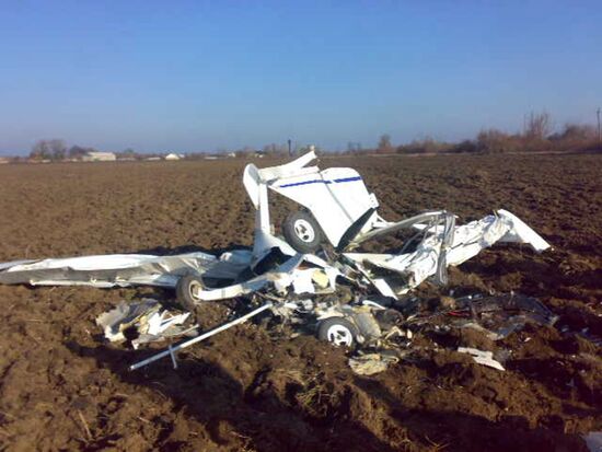 Легкомоторный самолет потерпел крушение в Краснодарском крае