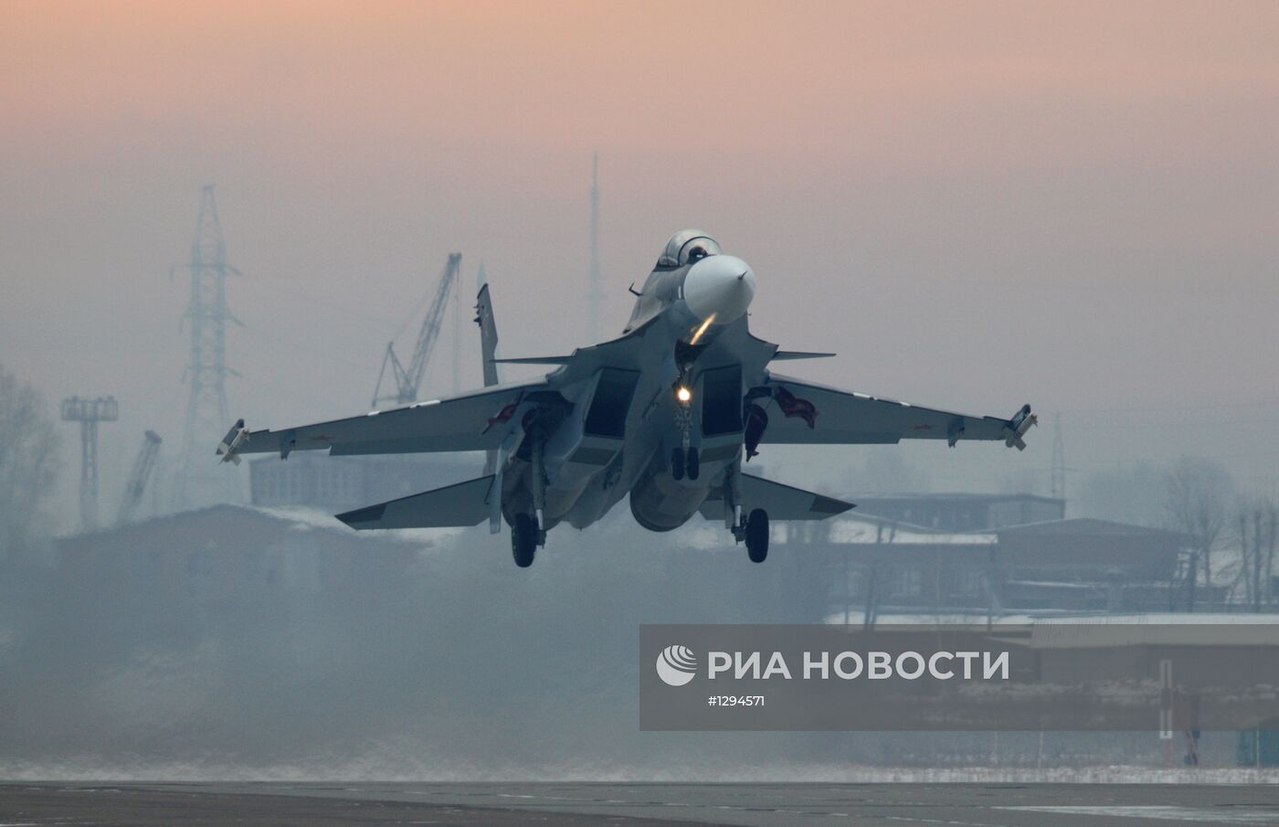 Передача первых истребителей Су-30 СМ ВВС России