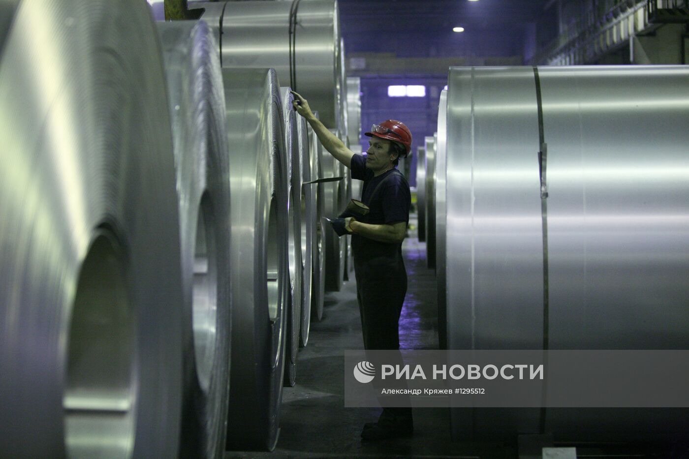 Производство фольги на заводе "Русал Саянал"