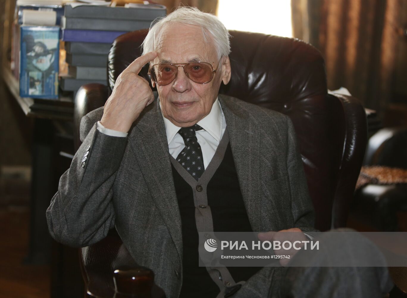 Интервью с режиссером Владимиром Наумовым