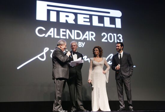 Презентация календаря Pirelli в Бразилии