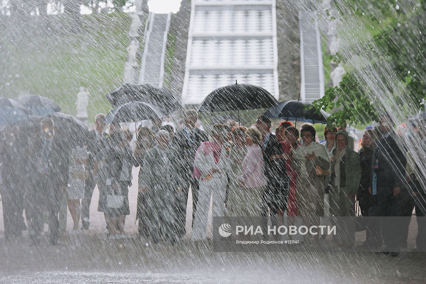 Дождь в Петергофе