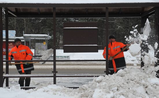Уборка снега в Москве