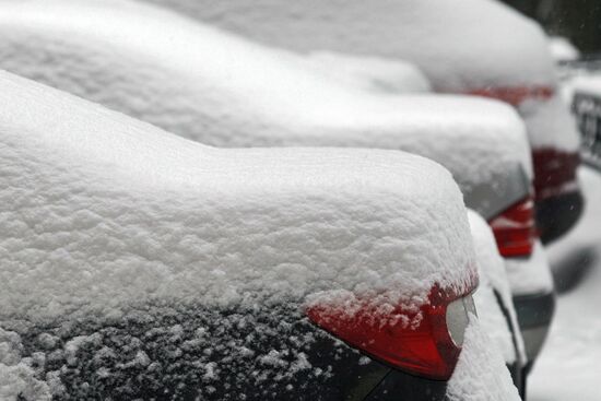 Последствия снегопада в Москве