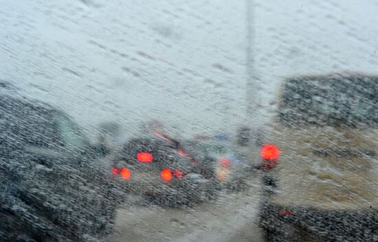 Последствия снегопада в Москве