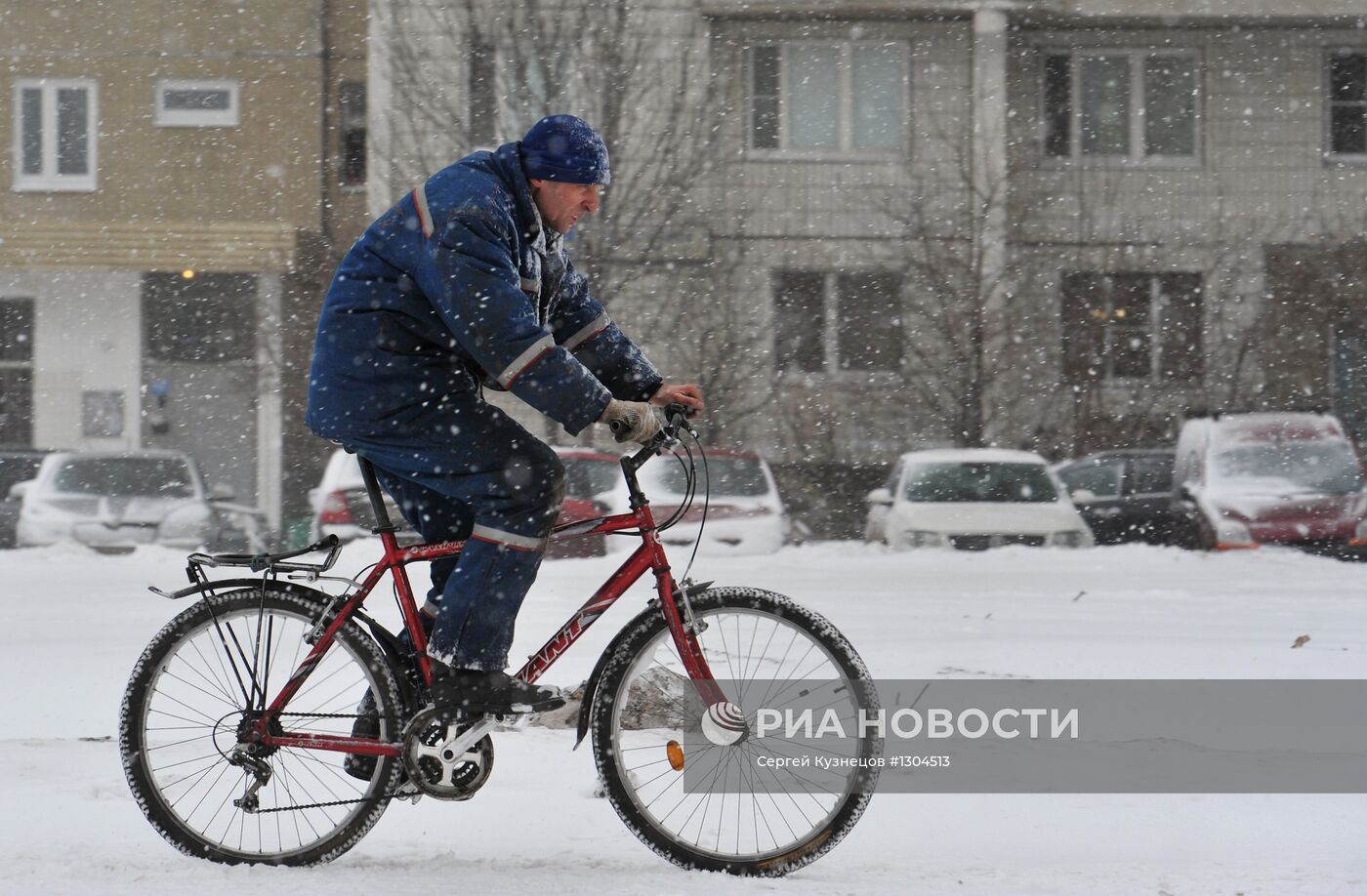 Последствия снегопада в Москве