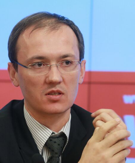 Дмитрий Григоренко - Заместитель председателя правительства РФ, Глава аппарата правительства