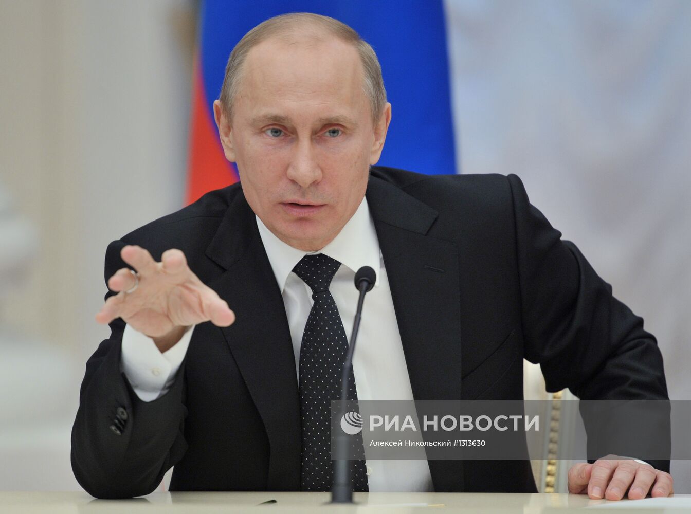 В.Путин на встрече с членами Совета законодателей РФ