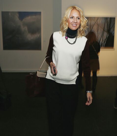 Открытие выставки Александры Вертинской "Переменная облачность"