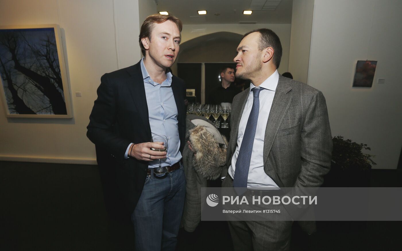 Открытие выставки Александры Вертинской "Переменная облачность"