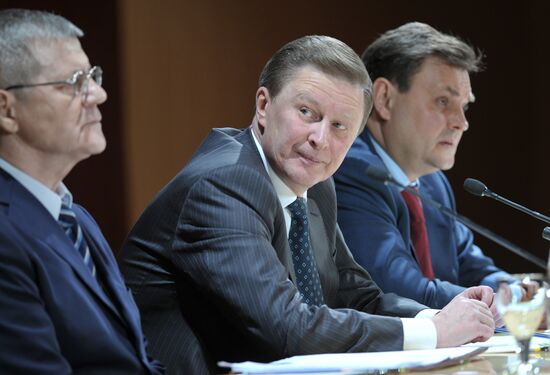 Сергей Иванов проводит совещание в Москве