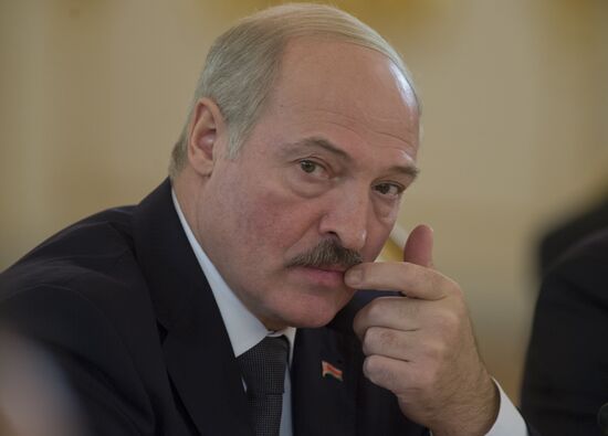 А.Лукашенкона сессии Совета ОДКБ в Кремле