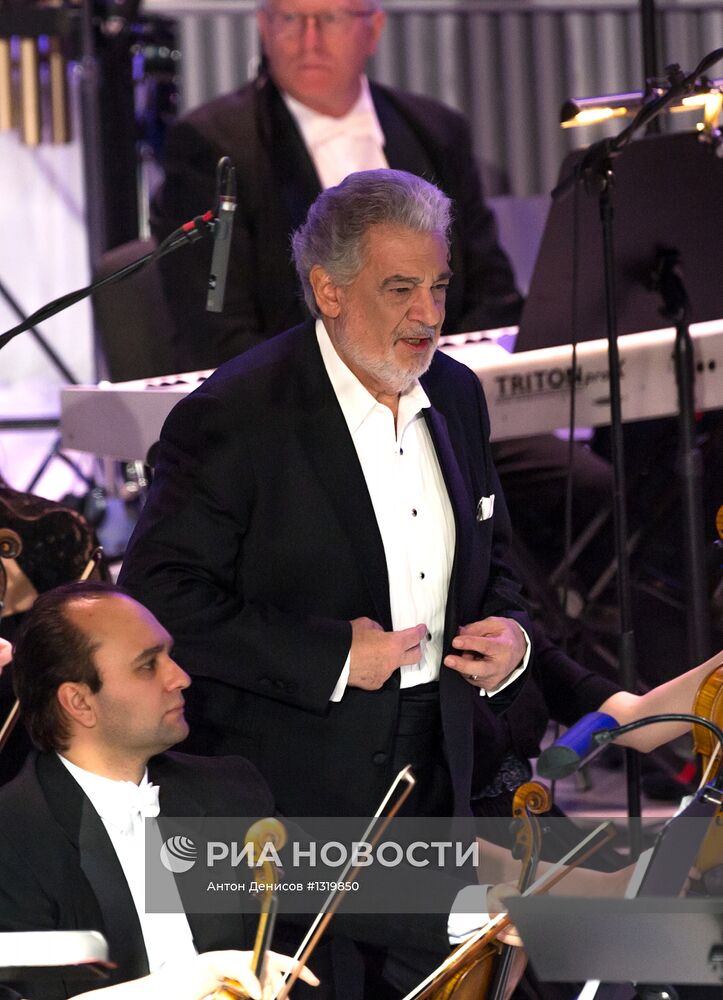 Благотворительный концерт Пласидо Доминго и Хосе Каррераса
