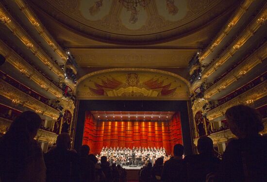 Концерт в честь 200-летия победы России в Отечественной войне 18
