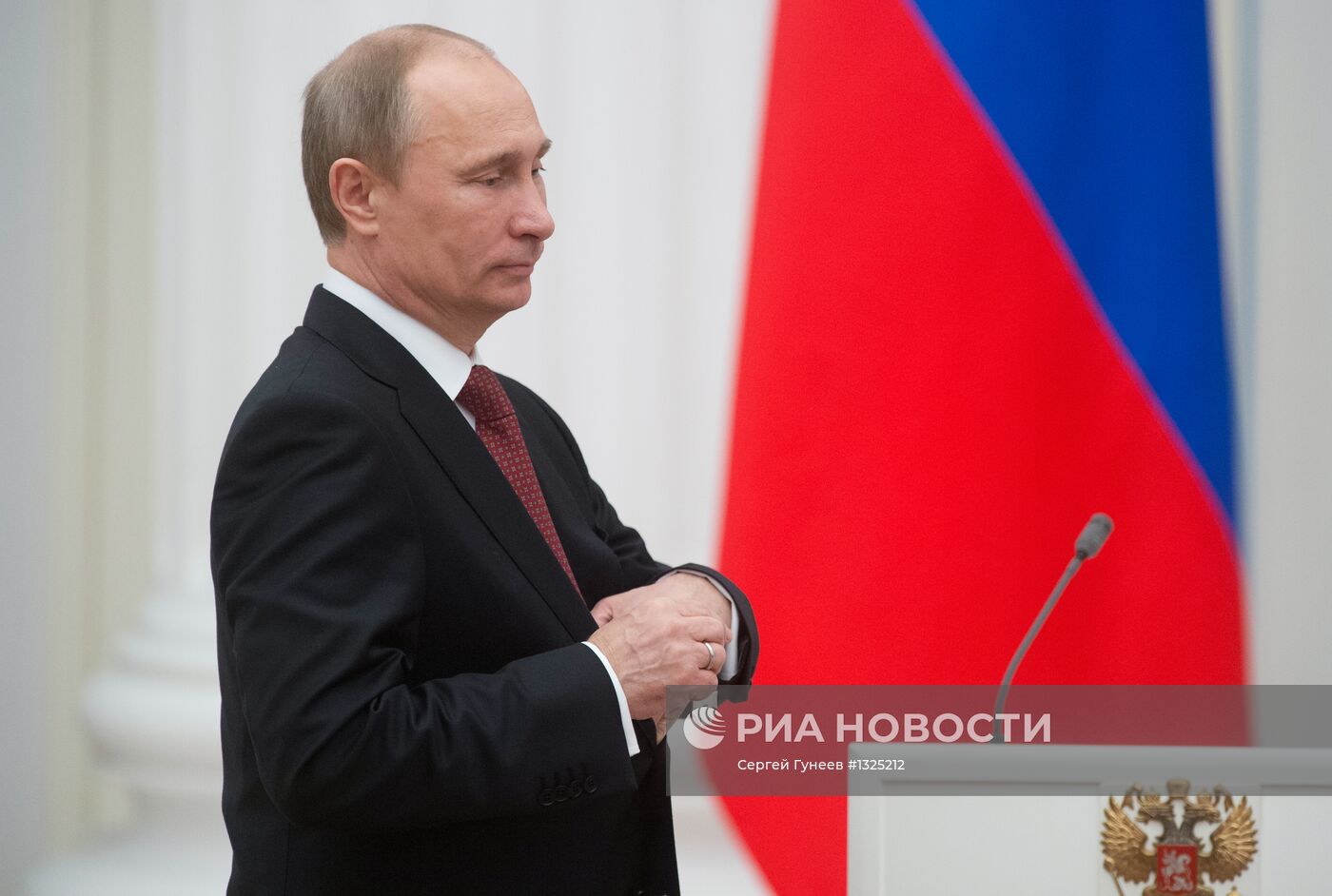 Президент РФ В.Путин вручил государственные награды в Кремле