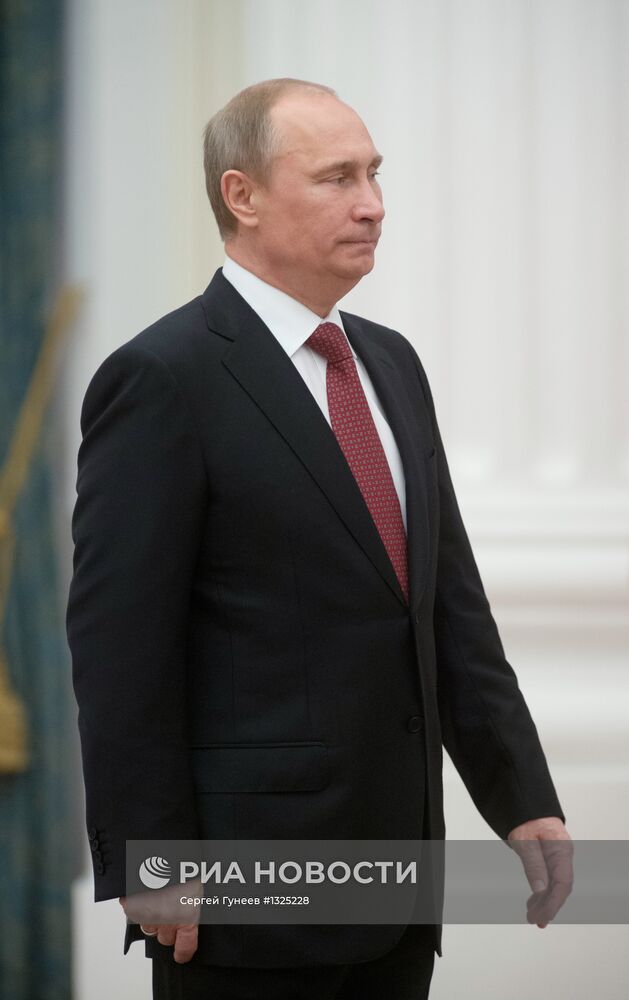 Президент РФ В.Путин вручил государственные награды в Кремле
