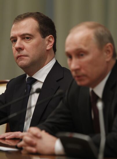 В.Путин и Д.Медведев на итоговом заседании правительства РФ