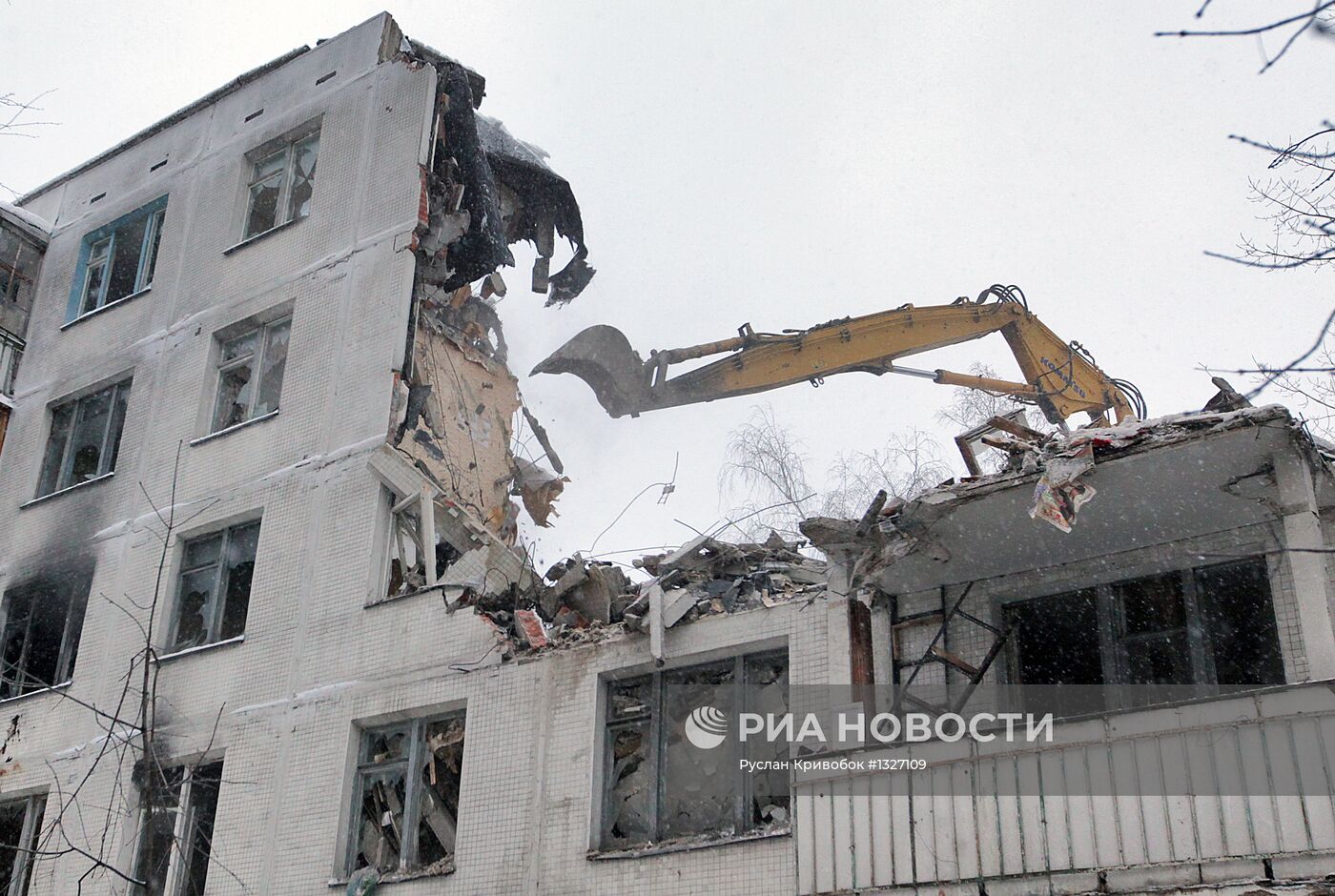 Снос малоэтажных зданий в Москве