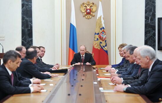 Владимир Путин провел заседание Совбеза РФ