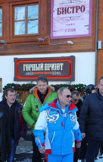 В.Путин посетил горнолыжный курорт "Красная Поляна" в Сочи