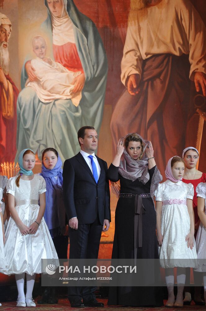 Д.Медведев на Рождественском богослужении в Москве