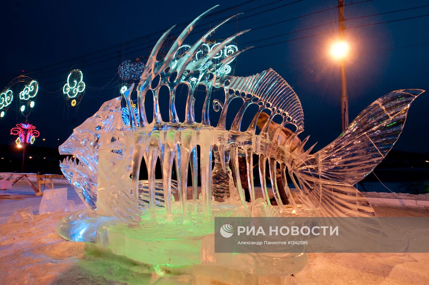 Фестиваль-конкурс ледовых скульптур "Волшебный лед Сибири"
