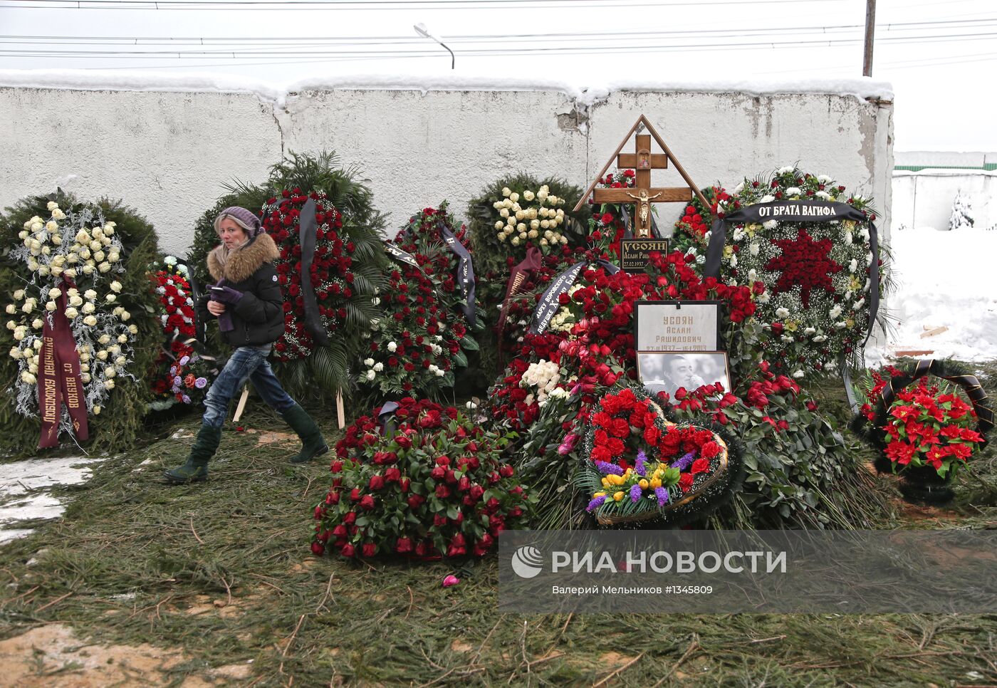 Дед Хасан похоронен на Хованском кладбище в Москве