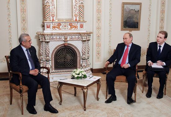 Встреча президента РФ В.Путина с М.Сулейманом в Ново-Огарево